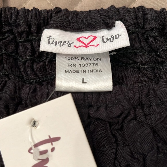 Times two Black Maternity Off- shoulder smocked Maxi Dress/NWT/Large - Picture 5 of 9